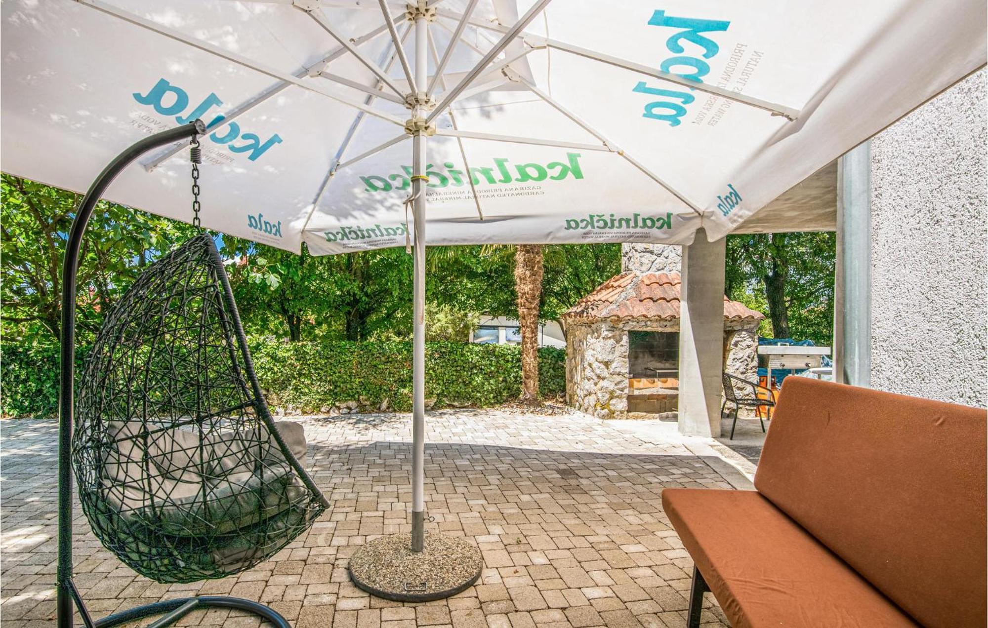Amazing Home In Malinska Dubasnica With Wifi Exteriör bild